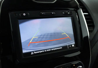 Подержанный автомобиль Renault Kaptur 2019 года (15 фото)