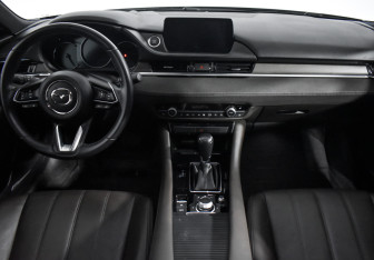 Подержанный автомобиль Mazda 6 Sedan 2022 года (15 фото)