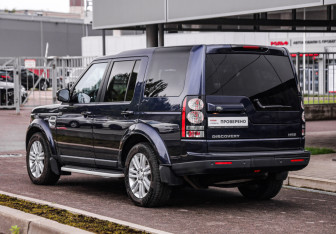 Подержанный автомобиль Land Rover Discovery 2014 года (9 фото)