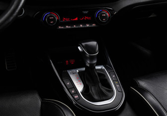 Подержанный автомобиль Kia Cerato Sedan 2020 года (13 фото)