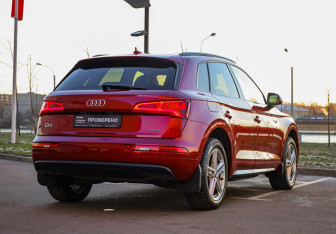 Подержанный автомобиль Audi Q5 2019 года (7 фото)