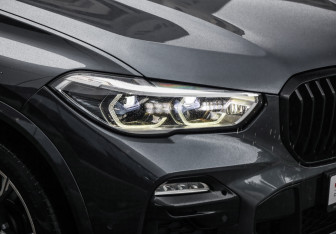 Подержанный автомобиль BMW X5 2019 года (11 фото)