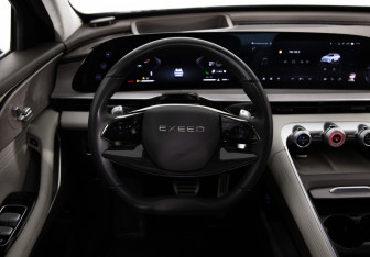 Подержанный автомобиль Exeed RX 2024 года (10 фото)