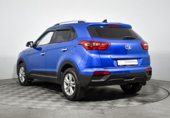 Подержанный автомобиль Hyundai Creta 2017 года (7 фото)