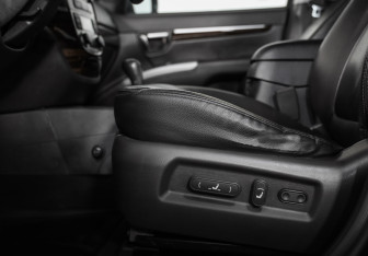 Подержанный автомобиль Hyundai Santa Fe 2010 года (20 фото)