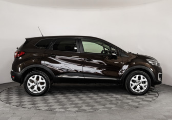 Подержанный автомобиль Renault Kaptur 2017 года (4 фото)