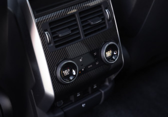 Подержанный автомобиль Land Rover Range Rover Sport 2020 года (27 фото)
