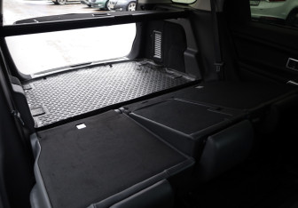 Подержанный автомобиль Land Rover Discovery Sport 2017 года (25 фото)