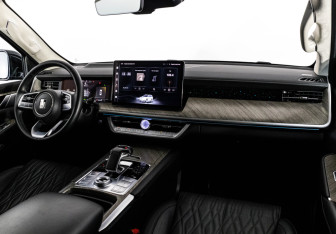 Подержанный автомобиль Tank 500 2023 года (11 фото)