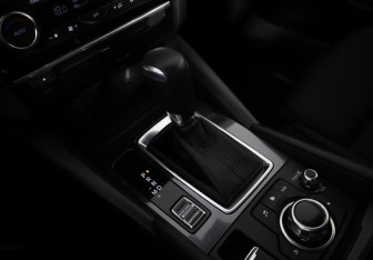 Подержанный автомобиль Mazda 6 Sedan 2017 года (16 фото)