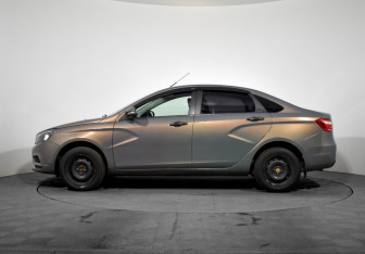 Подержанный автомобиль LADA (ВАЗ) Vesta Sedan 2018 года (8 фото)
