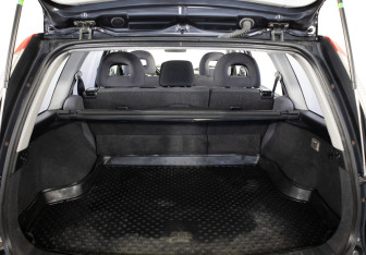 Подержанный автомобиль Mitsubishi Lancer Wagon 2005 года (22 фото)