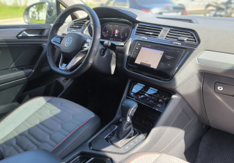 Подержанный автомобиль Volkswagen Tiguan 2020 года (13 фото)