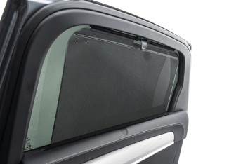 Подержанный автомобиль Volvo S90 2019 года (20 фото)