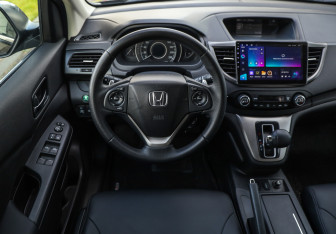 Подержанный автомобиль Honda CR-V 2013 года (12 фото)