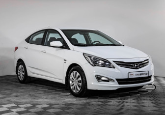 Подержанный автомобиль Hyundai Solaris Sedan 2015 года (4 фото)