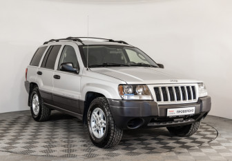 Подержанный автомобиль Jeep Grand Cherokee 2004 года (3 фото)