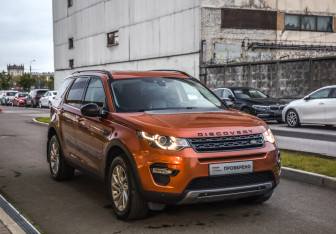 Подержанный автомобиль Land Rover Discovery Sport 2017 года (32 фото)