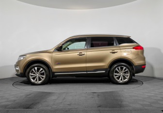 Подержанный автомобиль Geely Atlas 2019 года (8 фото)