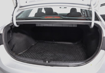 Подержанный автомобиль Hyundai Solaris Sedan 2019 года (25 фото)