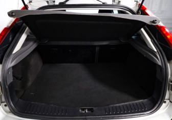 Подержанный автомобиль Ford Focus Hatchback 2007 года (21 фото)