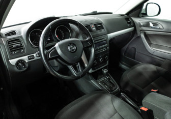 Подержанный автомобиль Skoda Yeti 2014 года (11 фото)