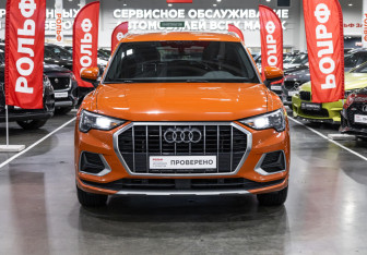 Подержанный автомобиль Audi Q3 2019 года (3 фото)