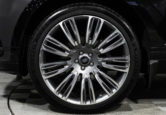 Подержанный автомобиль Land Rover Range Rover Velar 2020 года (34 фото)