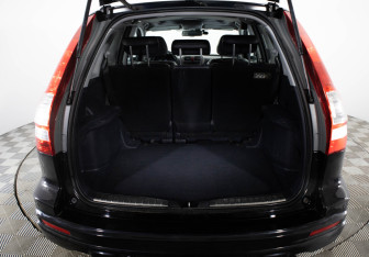 Подержанный автомобиль Honda CR-V 2012 года (9 фото)