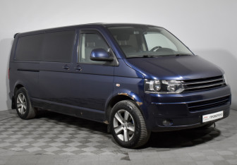 Подержанный автомобиль Volkswagen Caravelle 2011 года (3 фото)
