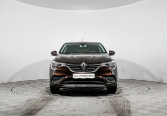 Подержанный автомобиль Renault Arkana 2020 года (2 фото)