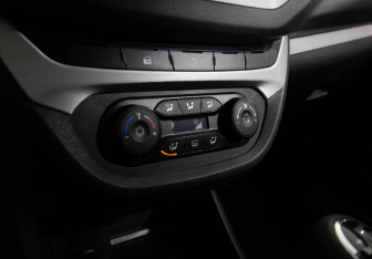 Подержанный автомобиль LADA (ВАЗ) Vesta Sedan 2016 года (13 фото)