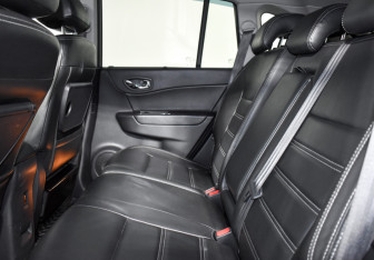 Подержанный автомобиль Renault Koleos 2013 года (12 фото)