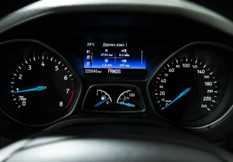 Подержанный автомобиль Ford Focus Wagon 2018 года (12 фото)