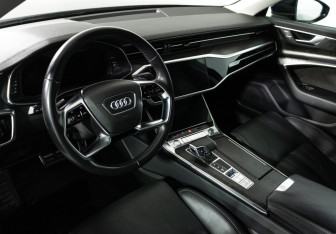 Подержанный автомобиль Audi A6 Sedan 2018 года (11 фото)