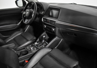 Подержанный автомобиль Mazda CX-5 2016 года (13 фото)