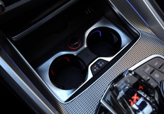 Подержанный автомобиль BMW X6 2021 года (30 фото)