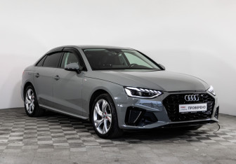 Подержанный автомобиль Audi A4 Sedan 2021 года (3 фото)