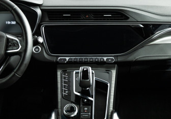 Подержанный автомобиль Geely Atlas Pro 2022 года (14 фото)
