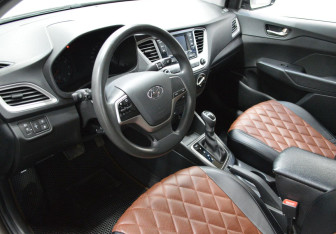 Подержанный автомобиль Hyundai Solaris Sedan 2019 года (10 фото)