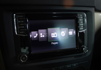 Подержанный автомобиль Skoda Yeti 2015 года (12 фото)