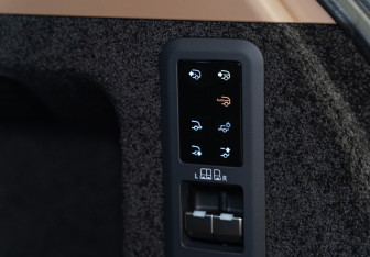 Новый Land Rover Range Rover 2025 (16 фото)