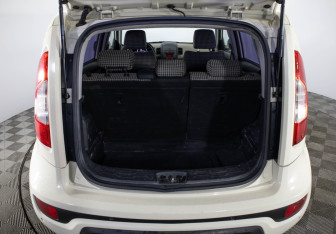 Подержанный автомобиль Kia Soul 2013 года (9 фото)