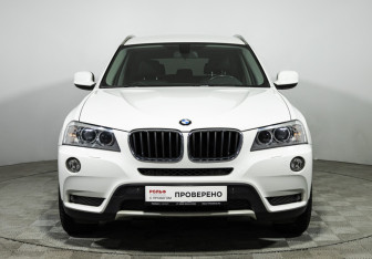 Подержанный автомобиль BMW X3 2013 года (2 фото)