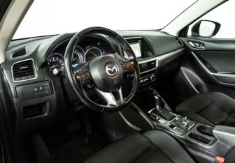 Подержанный автомобиль Mazda CX-5 2017 года (11 фото)