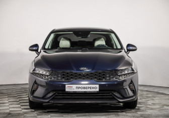 Подержанный автомобиль Kia K5 2020 года (2 фото)
