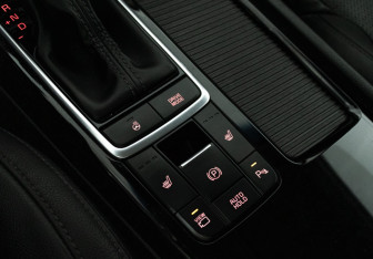 Подержанный автомобиль Kia Optima Sedan 2018 года (19 фото)