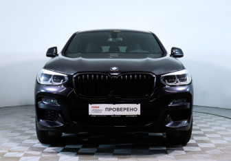 Подержанный автомобиль BMW X4 2020 года (2 фото)