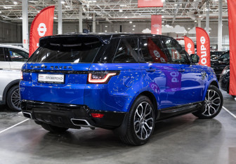 Подержанный автомобиль Land Rover Range Rover Sport 2018 года (10 фото)