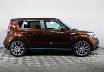 Подержанный автомобиль Kia Soul 2017 года (4 фото)